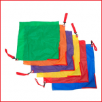 een set van 6 verzwaarde ritmische vlaggen 50 x 50 cm