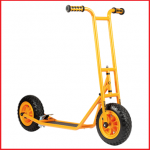 een grotere scooter step Toptrike voor kinderen vanaf 5 jaar