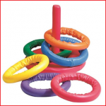 ringwerpspel soft met 6 zachte gekleurde ringen