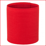een rode elastische kapiteinsband