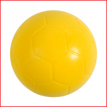 een handbal foam van 16 cm