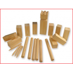 een Kubb spel in dennenhout voor 2 tot 12 spelers