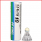 een koker met 6 badminton shuttles Yonex Mavis 10