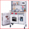 een all-in houten speelkeuken van Dorjee