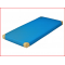 een lichte turnmat van 150 cm met leder hoeken